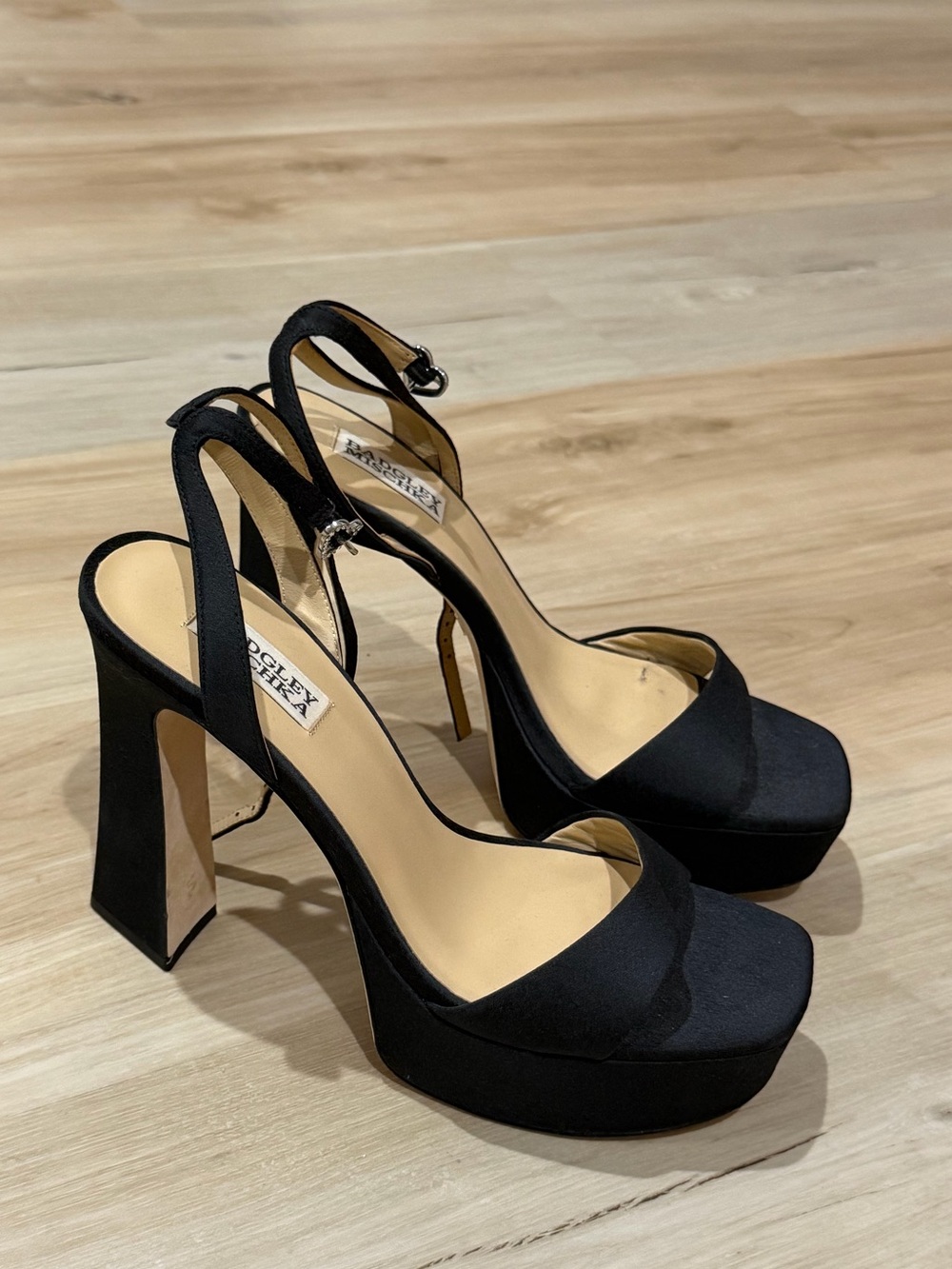Badgley Mischka Black Platform Slingback Heels